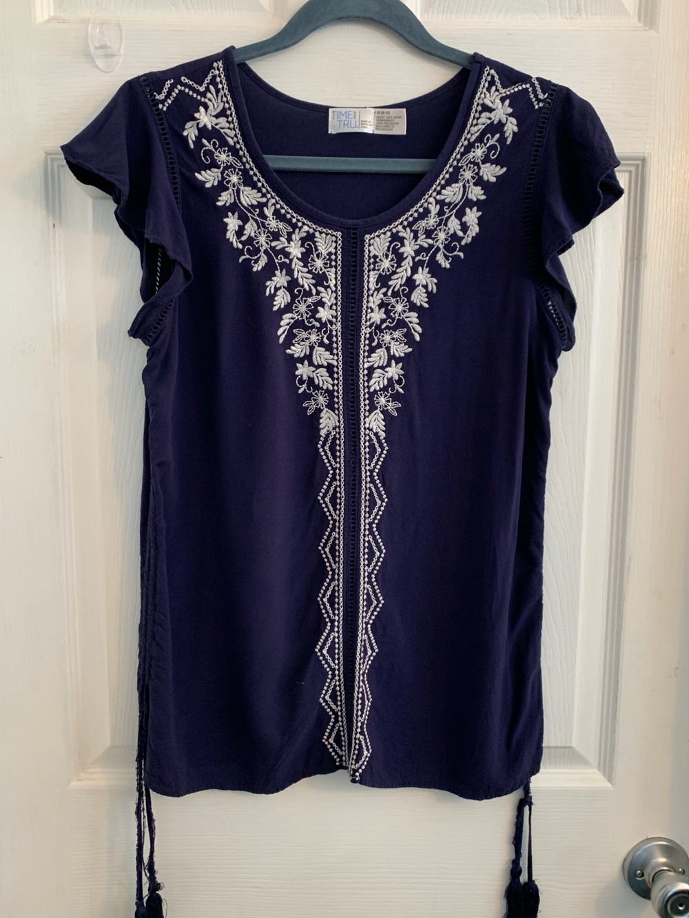 Time and Tru Navy Embroidered Scoop Neck Tee with Tassel Ties. Size medium